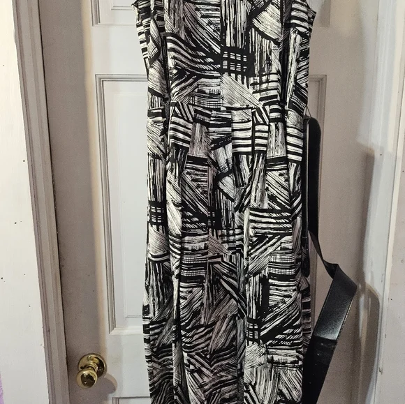 Ladies dress size 12 - Picture 2 of 10